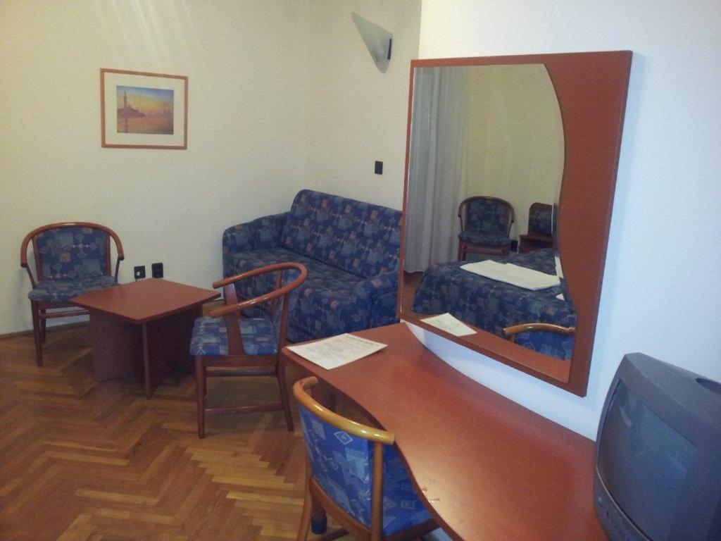 Fenyves Wellness Hotel Békéscsaba Esterno foto